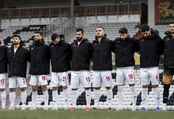 Futbolistas de la selección de Irán protestan por la muerte de mujer Iraní en manos de la policía