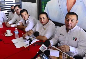 Encuentran hueco sobre la estructura del muro de contención en el malecón Carlos A. Madrazo