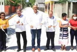 Inauguran Construcción de Pavimento Hidráulico Ra. Sur 4ta sección de Comalcalco y calle Juárez 