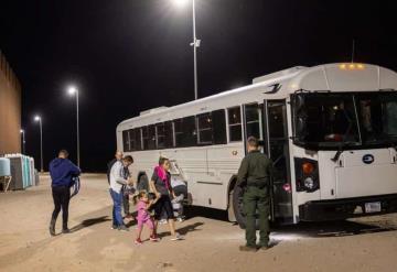 Nueva York declara el estado de emergencia ante la llegada de miles de migrantes