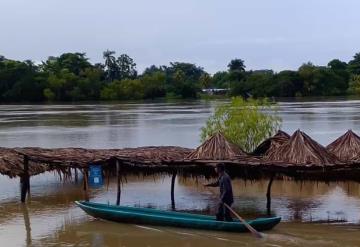 Usumacinta desciende 8 centímetros, reporta titular de Protección Civil