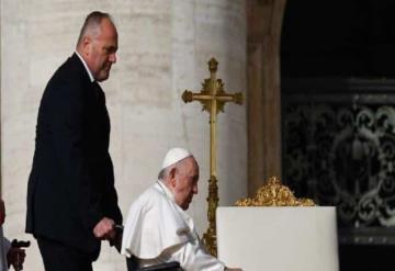 Papa Francisco pide al mundo aprender de la historia ante las amenazas de guerra nuclear