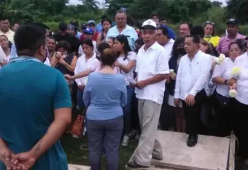 Comalcalquences dan el último adiós al exalcalde Gregorio Arias Pérez