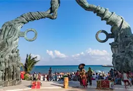 &iexcl;Adi&oacute;s, Canc&uacute;n! Playa del Carmen es ahora el principal destino tur&iacute;stico de Quintana Roo