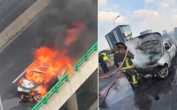 Se incendia auto en segundo piso del periférico en CDMX; no reportan lesionados