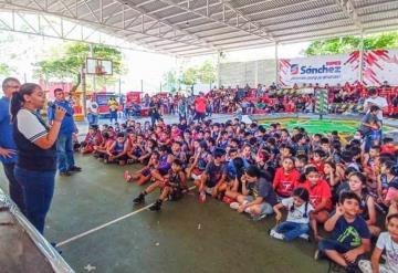 En un ambiente de fiesta y diversión se llevó a cabo el Festival Estatal de Minibasket en Villahermosa