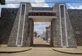 Listos los panteones de Centro para conmemorar el Día de Muertos