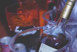 Al menos 12 muertos y 40 hospitalizados por tomar alcohol adulterado en Ecuador