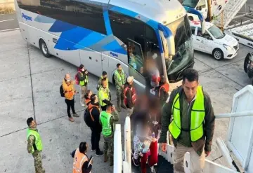 Se realiza primer vuelo de retorno voluntario de 140 personas venezolanas con apoyo del Gobierno de México