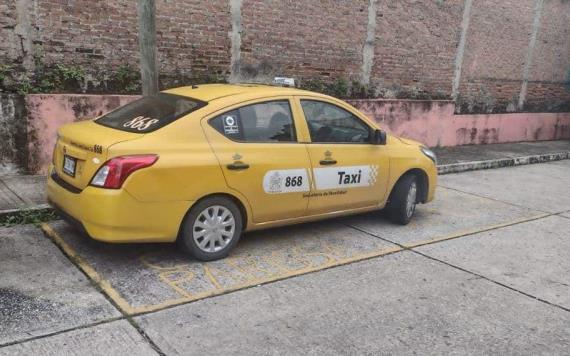 Encuentran muerto a taxista dentro de su unidad en Villa Las Fuentes