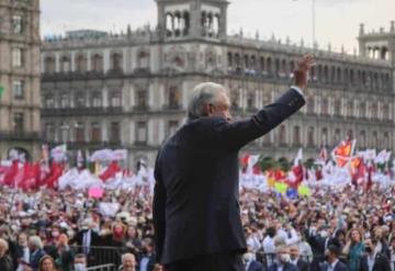 Más de 10 mil tabasqueños van a la marcha convocada por AMLO