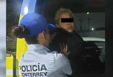 Detienen a guardia de seguridad por robar 400 mil pesos de una agencia de autos en Monterrey