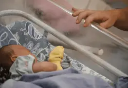 Dropbox babies madres entregan a sus bebés en refugios seguros sin llevarlas a juicio