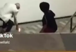 Abuelo ´rebelde´ truena cohetes junto a niño en estación de metro; esto sucedió