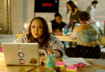 Netflix lanza La flor más bella, serie inspirada en la vida de Michelle Rodríguez