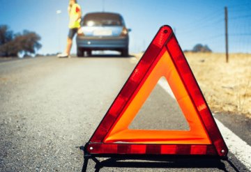 Tres sencillos consejos a seguir en caso de un accidente en carretera