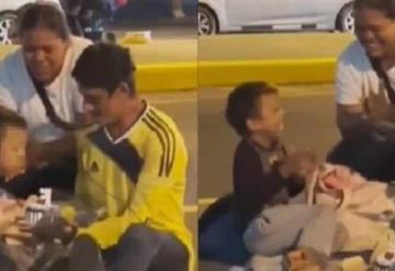 Padres celebran cumpleaños de su hijo en plena calle y video cautiva en redes