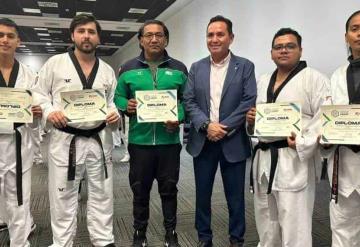 Entrenadores tabasqueños de taekwondo participaron en el Congreso Regional de Capacitación