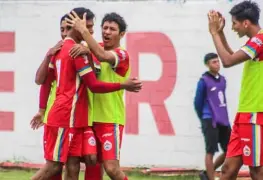 Felinos 48 sigue descendiendo en el Grupo I de la Tercera División