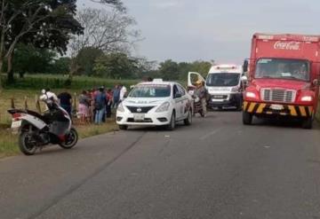 Imprudente conductor arrolla a una menor de 10 años y a su padre