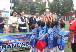 En un ambiente de fiesta se llevó a cabo la premiación del torneo 2022-2023 de la Liga Francisco Rosas Ángel