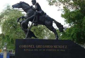 "Al enemigo que huye, puente de plata"