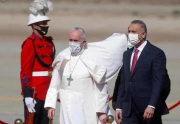 Papa Francisco asegura en nuevo libro que no tiene previsto renunciar