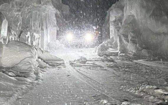 Muere adulta mayor congelada tras históricas nevadas en California