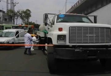 En Edomex una niña pierde la vida al ser atropellada por una pipa de agua