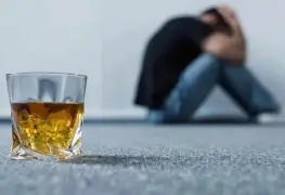 Científicos chinos prueban el primer implante de chip para luchar contra la adicción al alcohol