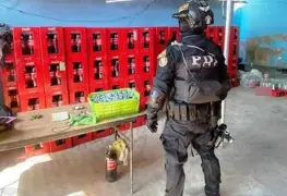 Capturan a clonadores de Coca-Cola en Iztapalapa