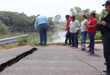 Abrirán paso alterno por daños del puente "San Antonio" en Teapa