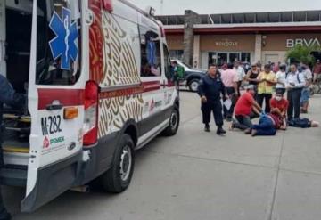 Baleado y con cachazo en un banco de Cunduacán