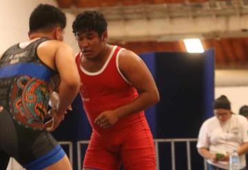 El gladiador tabasqueño Jairo Morales aseguró bronce en los Juegos Nacionales CONADE 2023