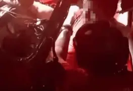 Conductor de pochimóvil quedó prensado