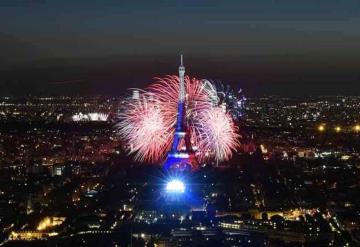 Francia prohíbe vender fuegos artificiales para festejos del 14 de julio