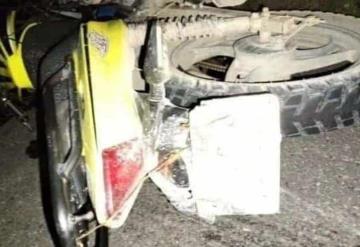 Motociclista despedazado por varios tráilers