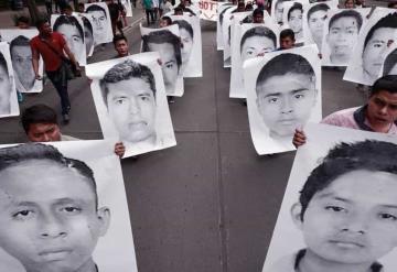 PARADEROS: AYOTZINAPA: NUNCA MÁS EL ENCUBRIMIENTO DE UN CRIMEN DESDE EL ESTADO