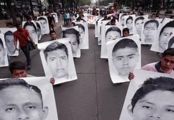 En el caso Ayotzinapa, hacer justicia y esclarecer qué sucedió aquella noche es un asunto de Estado
