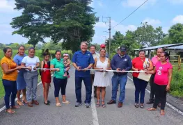 Inauguran obra de rehabilitación de carretera en beneficio de la ranchería Belisario Domínguez