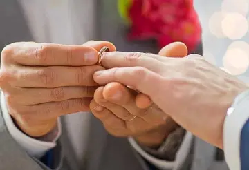 Festejan primer boda igualitaria entre dos presos en el Cereso de Nuevo León