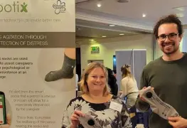 Calcetines inteligentes, un invento para proteger a las personas con demencia