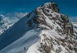 El Adamello, glaciar m&aacute;s grande de los Alpes italianos, muere lentamente