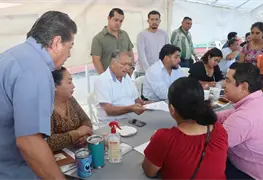 Gobierno de Comalcalco realiza audiencia p&uacute;blica en Cupilco y acerca productos y servicios a bajo costo