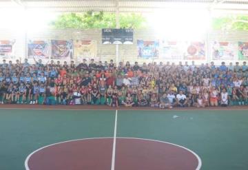 Ceremonia de premiación e inauguración de la Liga Infantil y Juvenil de Basquetbol Olmeca Maya