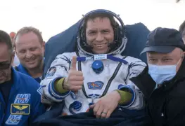 Astronauta regresa a La Tierra después de 371 días atrapado en el espacio