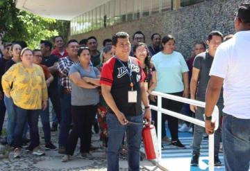 Capacita IMSS Tabasco a su personal en materia de protección civil