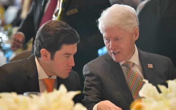 Clinton aconseja a Samuel García ir por presidencia de México