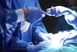 Retiraron tumor de 21 kilos a una mujer de 60 años