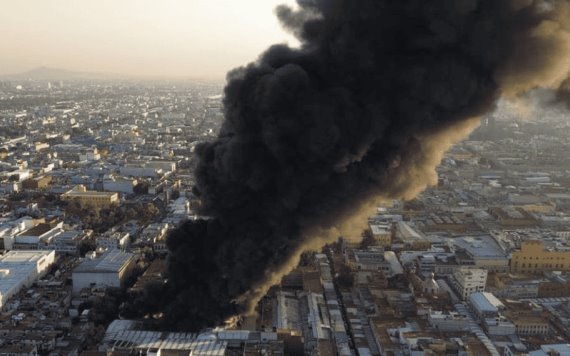 Incendio en Tepito deja grandes daños